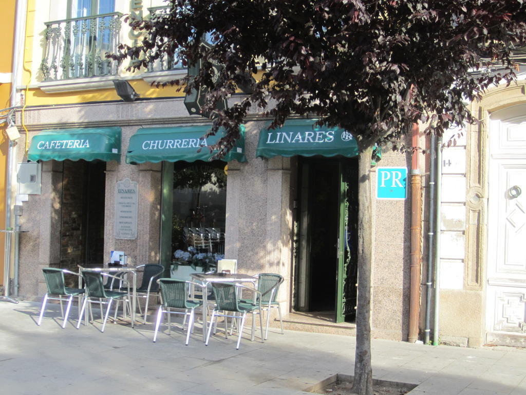 Hostal Linares Ribadeo Exterior foto